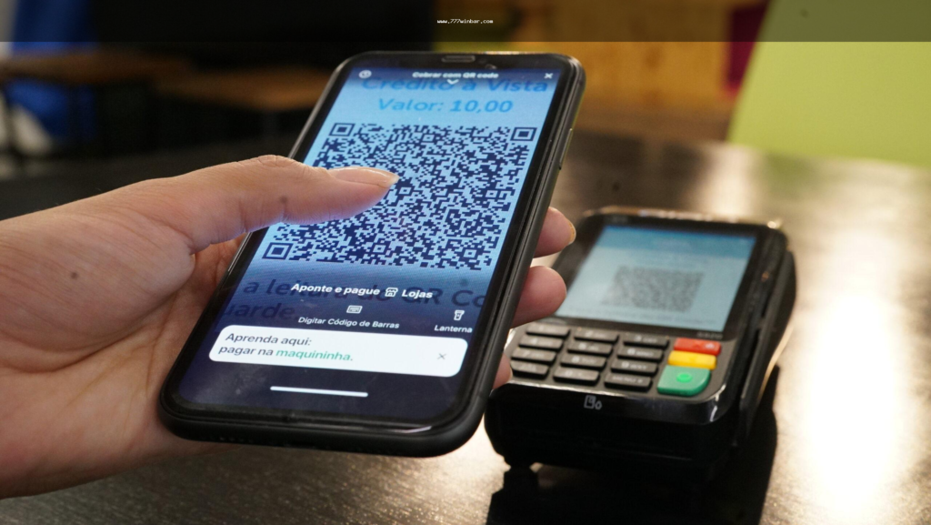 Usuário analisando termos de bônus e pagamentos pelo celular